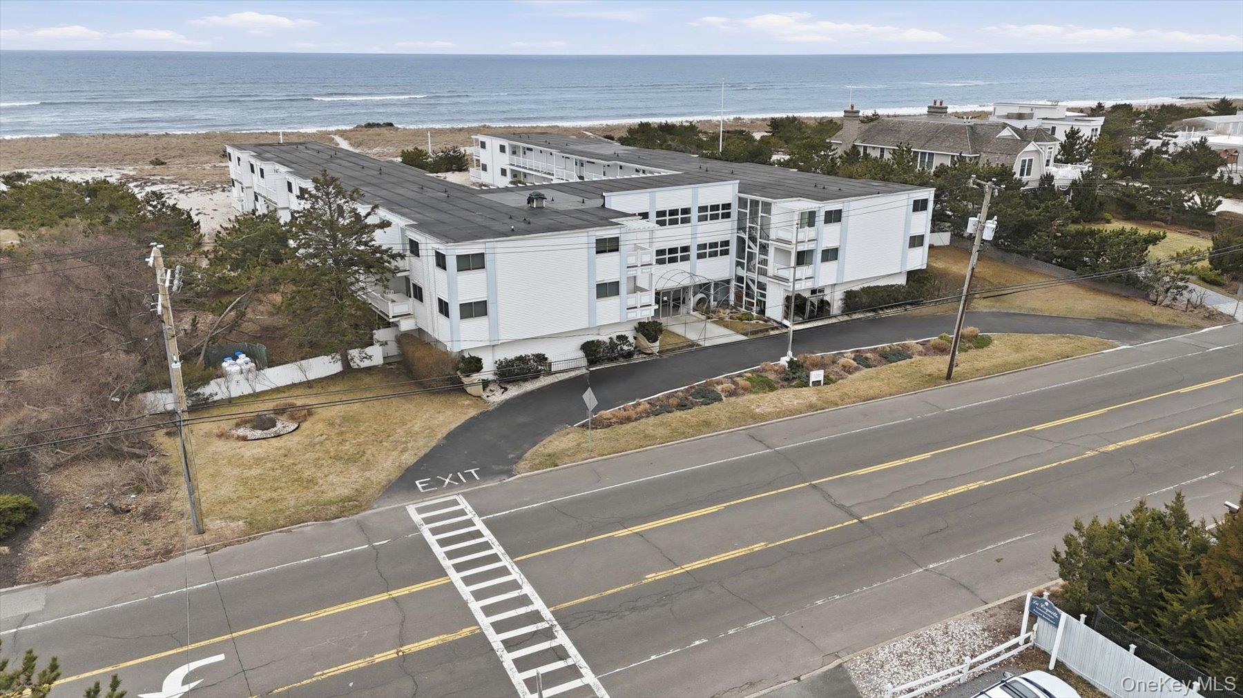 281 Dune Road, Unit 16B Westhampton Beach, NY 11978 - Photo 25 of 38