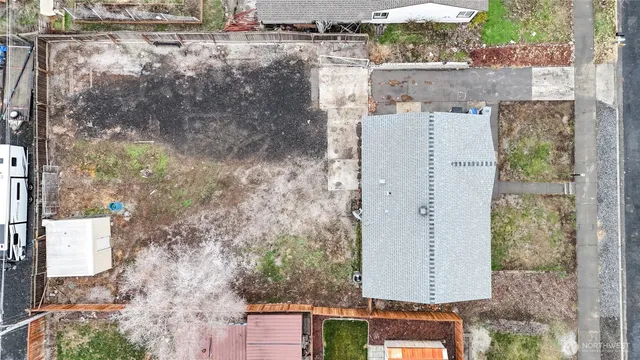 $279,000 | 709 South Michael Avenue, Moses Lake, WA 98837