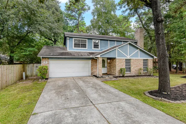 $2,200 | 45 Coralberry Road, The Woodlands, TX 77381