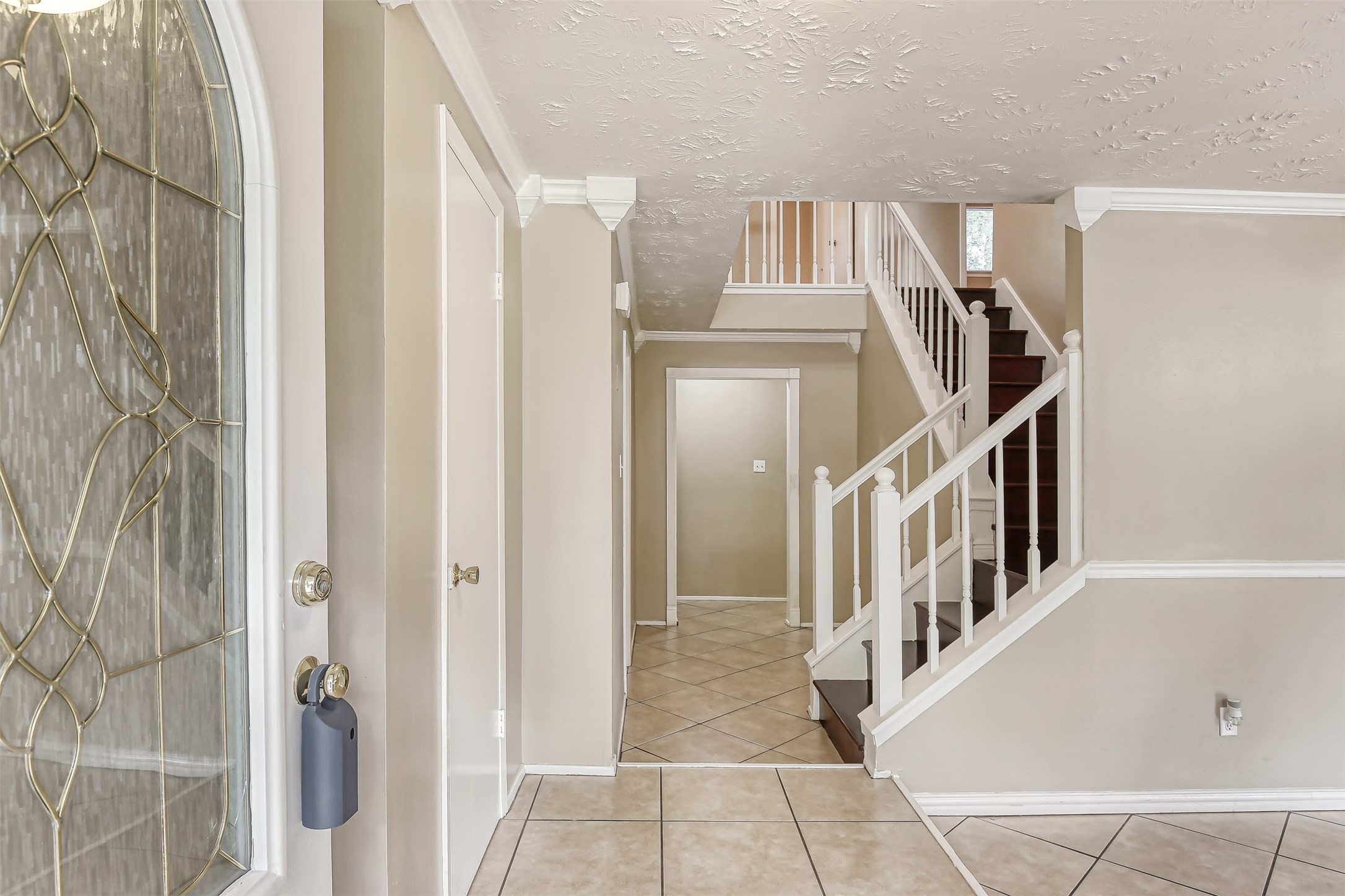 45 Coralberry Road The Woodlands, TX 77381 - Photo 4 of 23