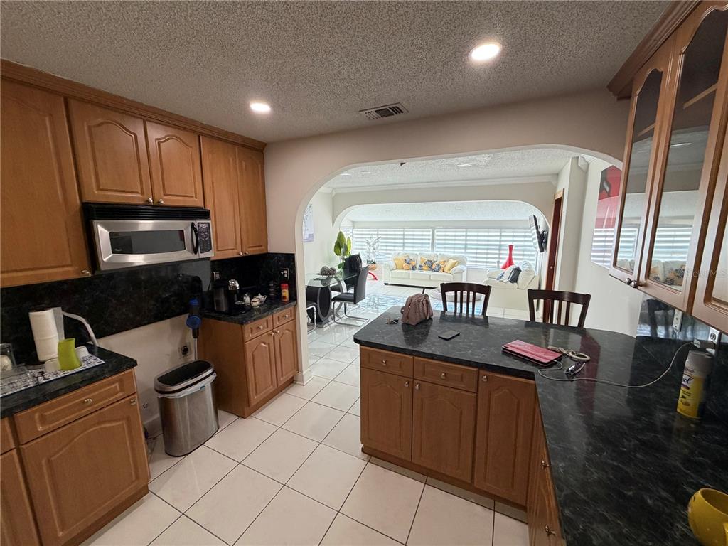 18615 Southwest 98th Avenue Miami, FL 33157 - Photo 12 of 44