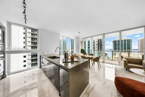 $865,000 | 1080 Brickell Avenue, Unit 2708, Miami, FL 33131