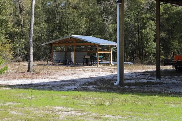 $435,000 | 5065 Northeast Cr-219a, Melrose, FL 32666