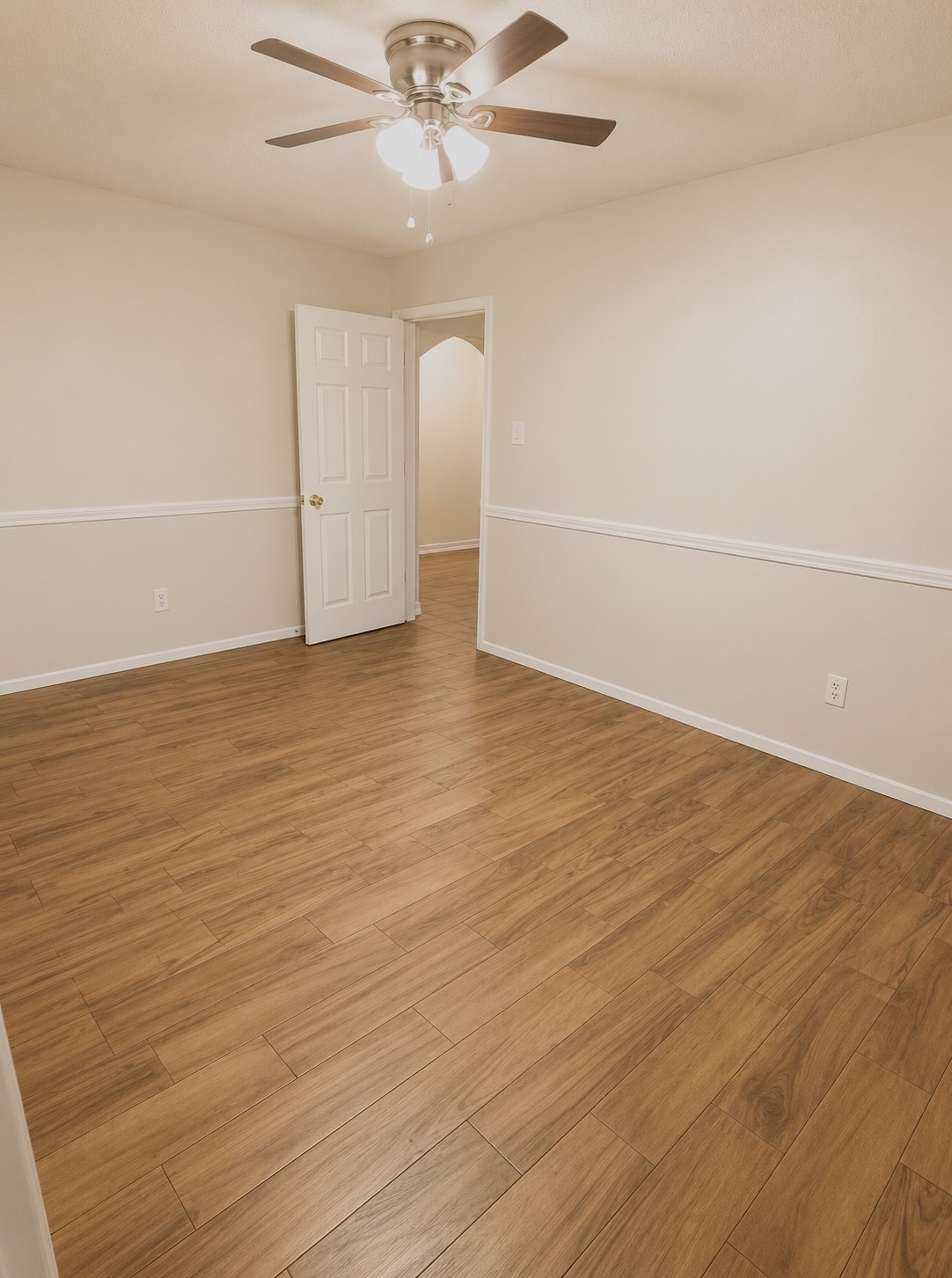 7446 Soledad Drive Houston, TX 77083 - Photo 9 of 21