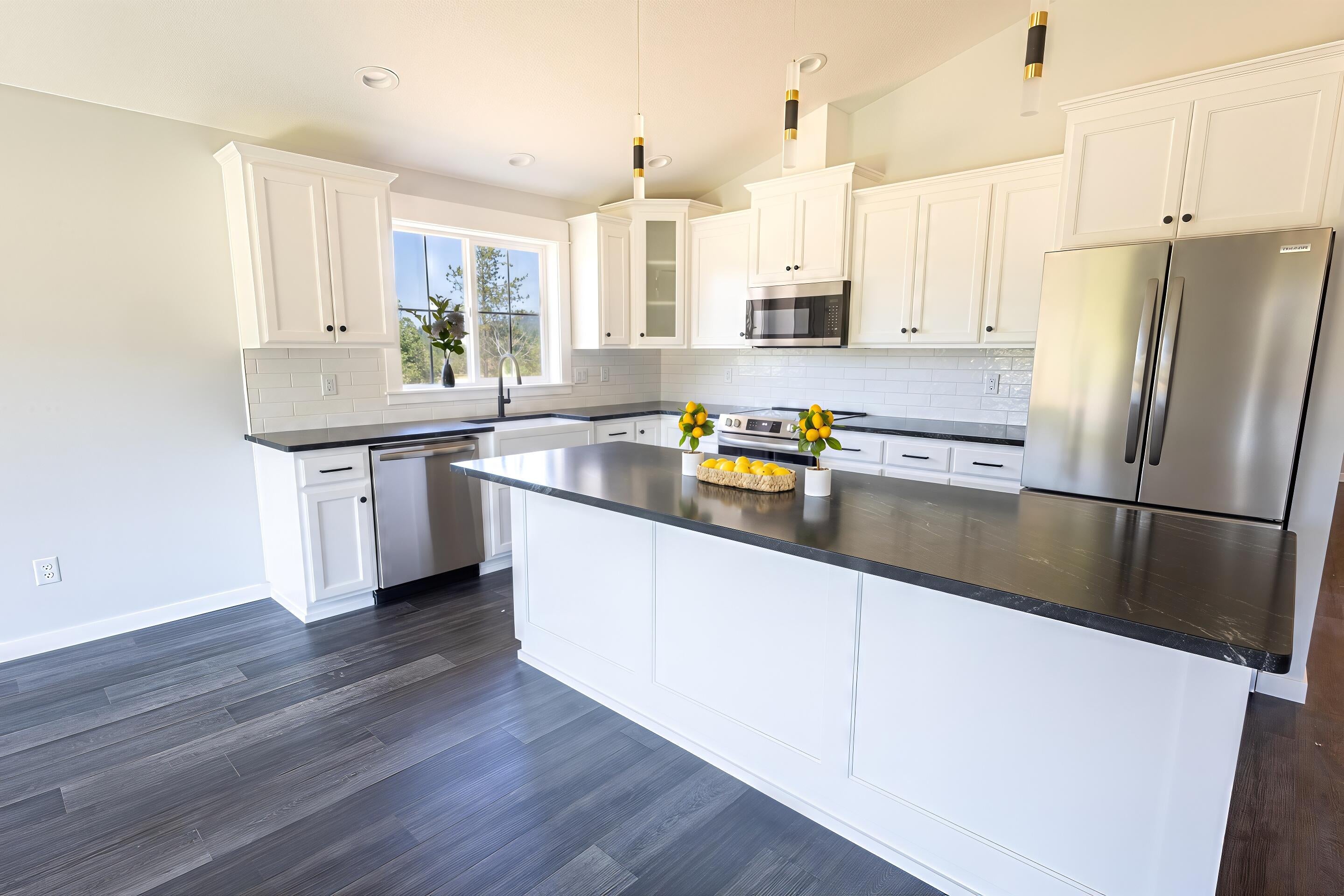1154 Cascade Loop, Unit 7 Cave Junction, OR 97523 - Photo 10 of 35 kitchen4