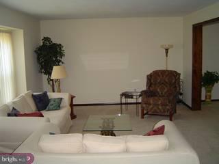 124 Lipizzan Road Sewell, NJ 08080 - Photo 2 of 5 Gallery Image 2