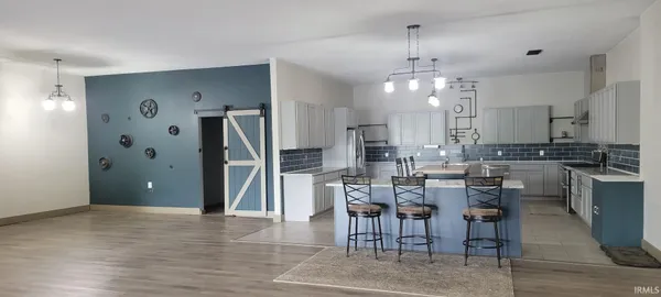 $279,427 | 670 Southwest A Street, Linton, IN 47441