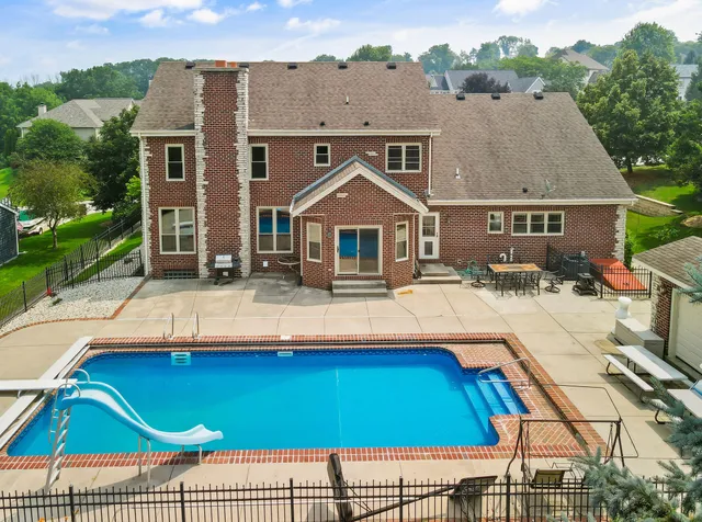 $849,500 | W271N2631 Orchard Lane, Pewaukee, WI 53072