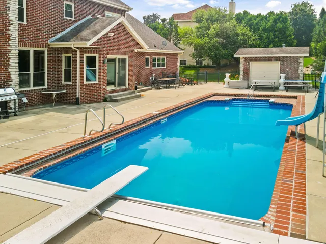 $849,500 | W271N2631 Orchard Lane, Pewaukee, WI 53072