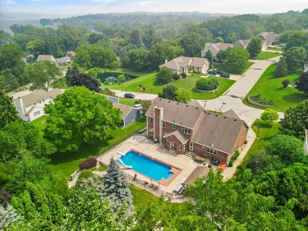 $849,500 | W271N2631 Orchard Lane, Pewaukee, WI 53072