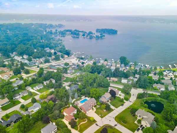 $849,500 | W271N2631 Orchard Lane, Pewaukee, WI 53072