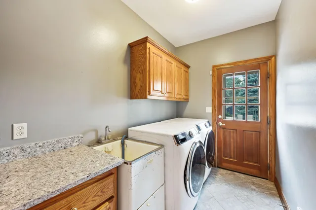 $849,500 | W271N2631 Orchard Lane, Pewaukee, WI 53072