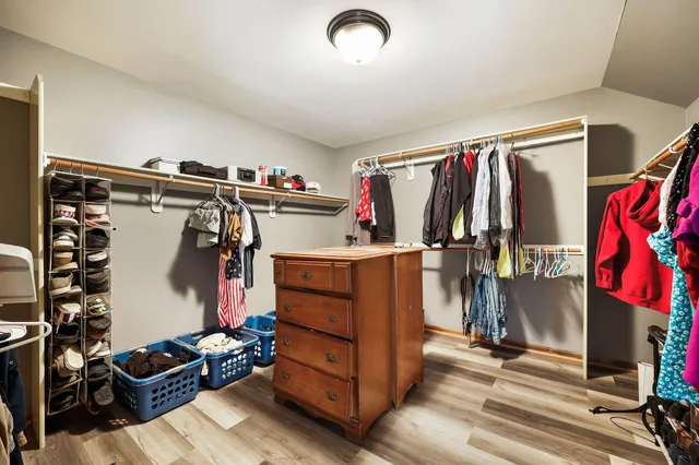 $849,500 | W271N2631 Orchard Lane, Pewaukee, WI 53072