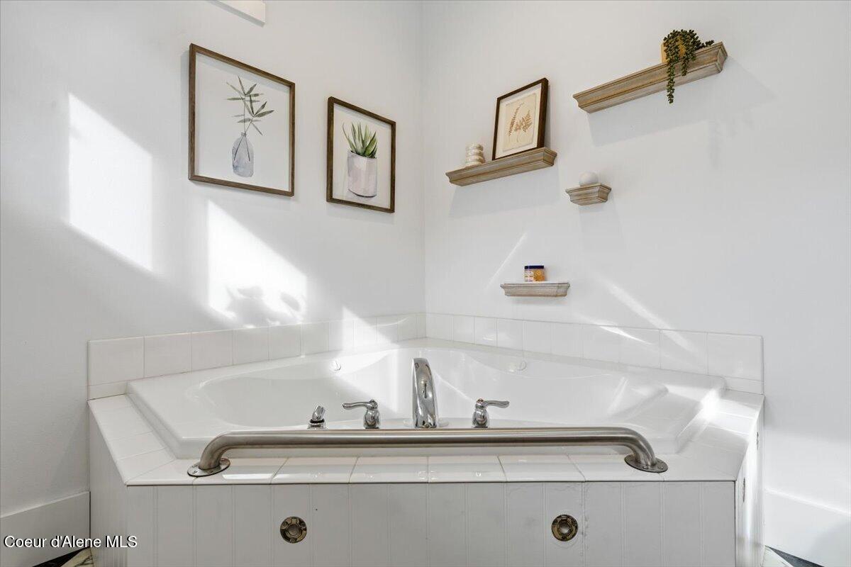 303 3rd Street Wallace, ID 83873 - Photo 26 of 36 26-303 3rd St_RedHogMedia