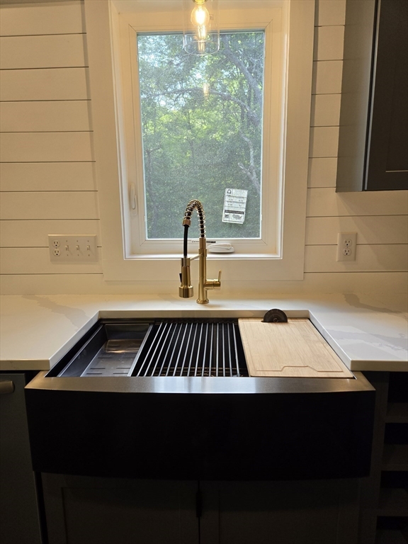 2774 Greenwich Road Hardwick, MA 01082 - Photo 7 of 21