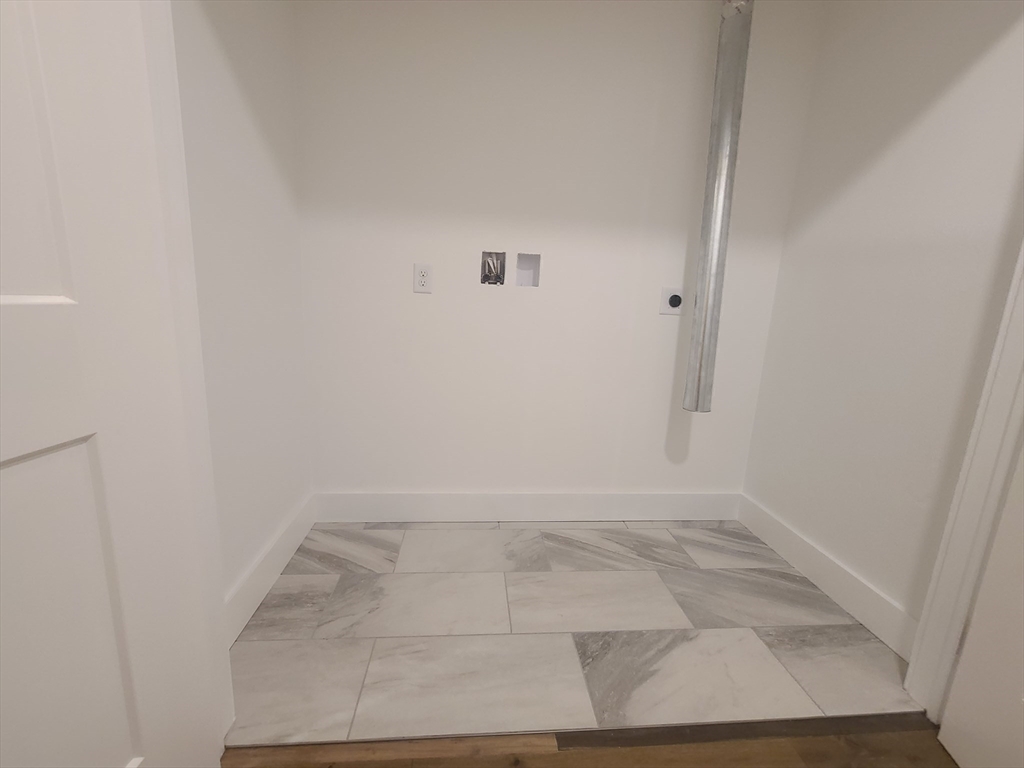 2774 Greenwich Road Hardwick, MA 01082 - Photo 10 of 21