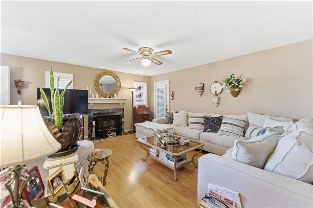 2229 New Garden Road Greensboro, NC 27410 - Photo 6 of 28