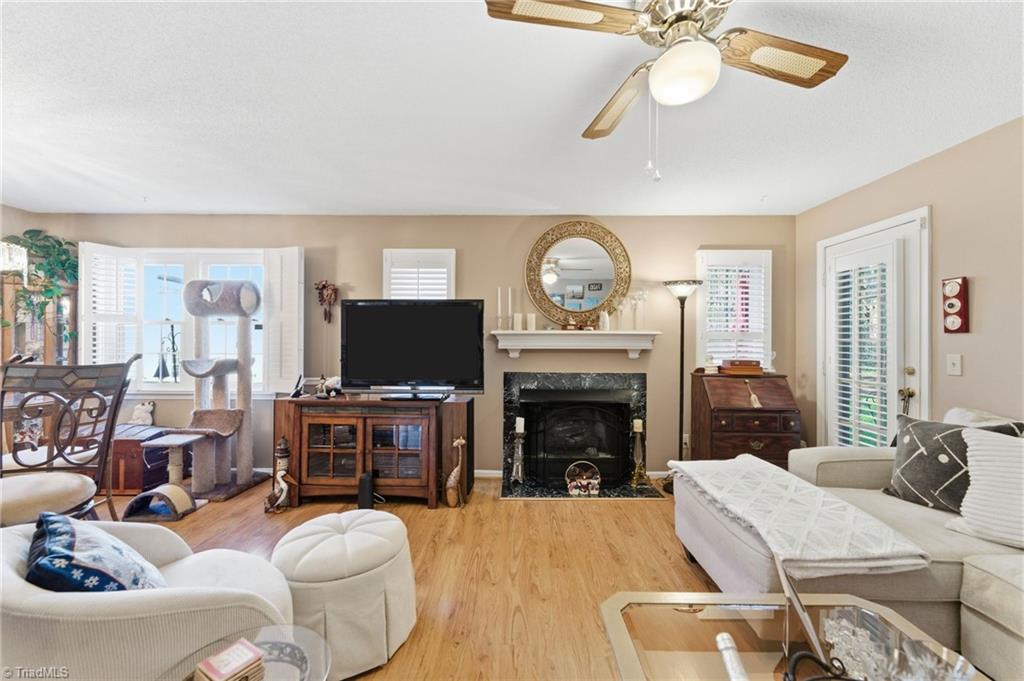 2229 New Garden Road Greensboro, NC 27410 - Photo 7 of 28