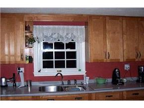 533 Mammoth Road Pelham, NH 03076 - Photo 4 of 9