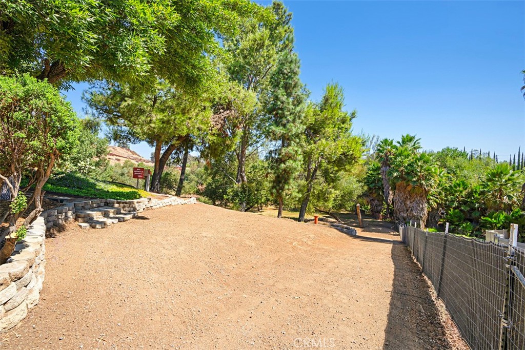 39460 Hilt Road Temecula, CA 92591 - Photo 43 of 74 a pathway of a yard