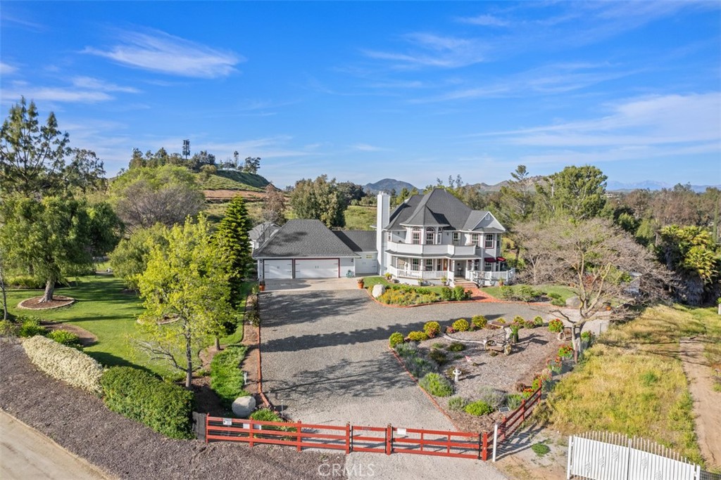39460 Hilt Road Temecula, CA 92591 - Photo 8 of 74 Front Aerial