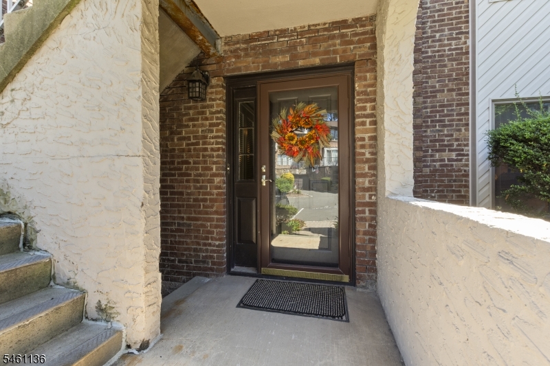 900 Valley Road, Unit 3 Clifton, NJ 07013 - Photo 2 of 17 Gallery Image 2