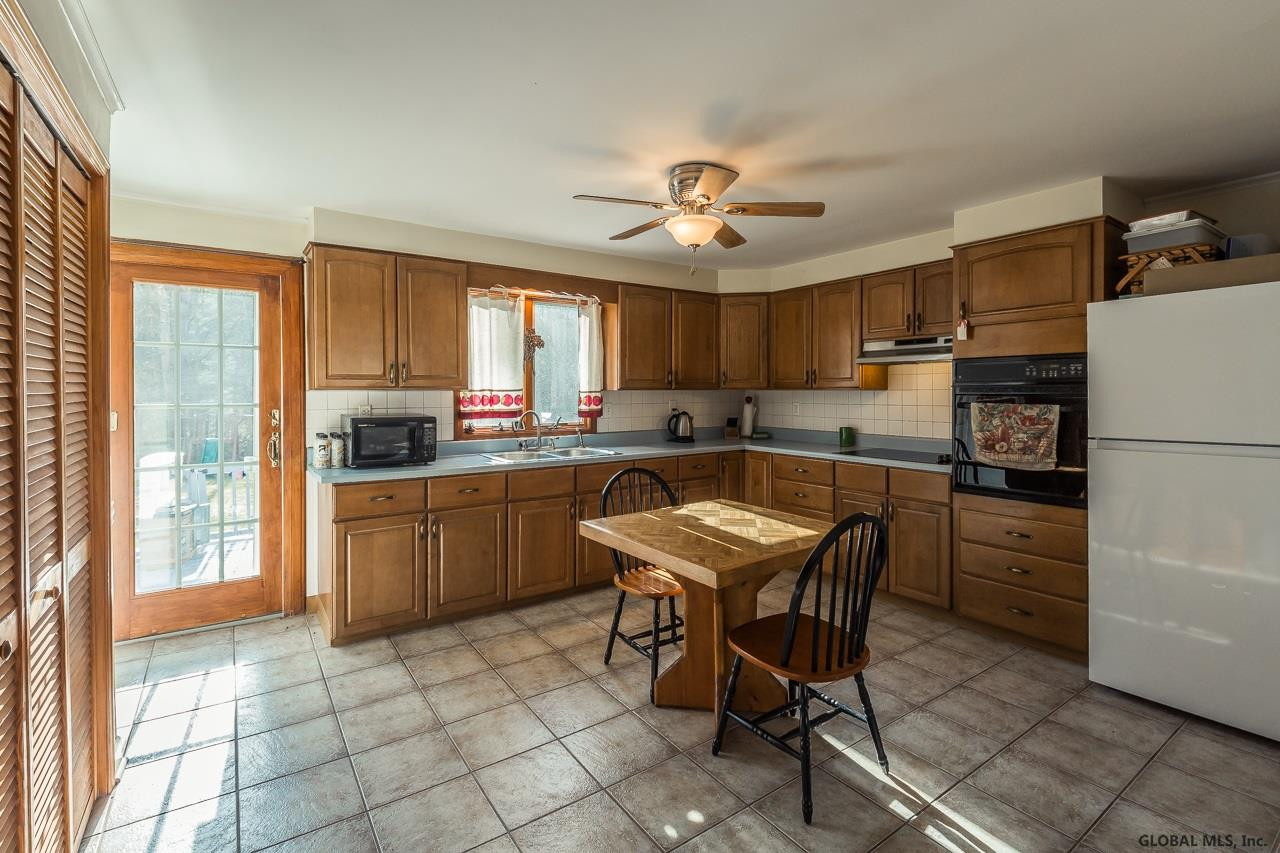 226 Calderwood Road Perth, NY 12010 - Photo 3 of 35 Photo 3