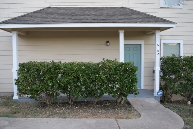 $2,250 | 6102 Reicher Drive, Austin, TX 78723