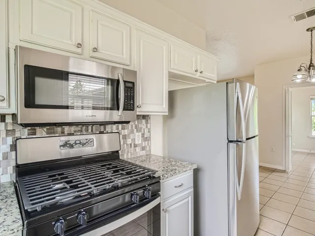 $2,250 | 6102 Reicher Drive, Austin, TX 78723