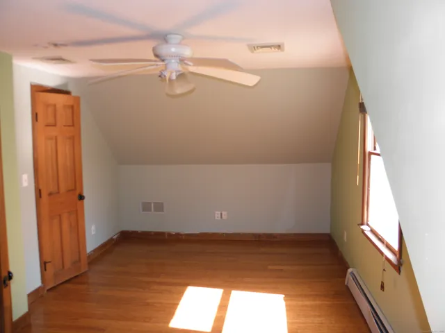 $327,500 | 1089 Hopeville Road, Griswold, CT 06351