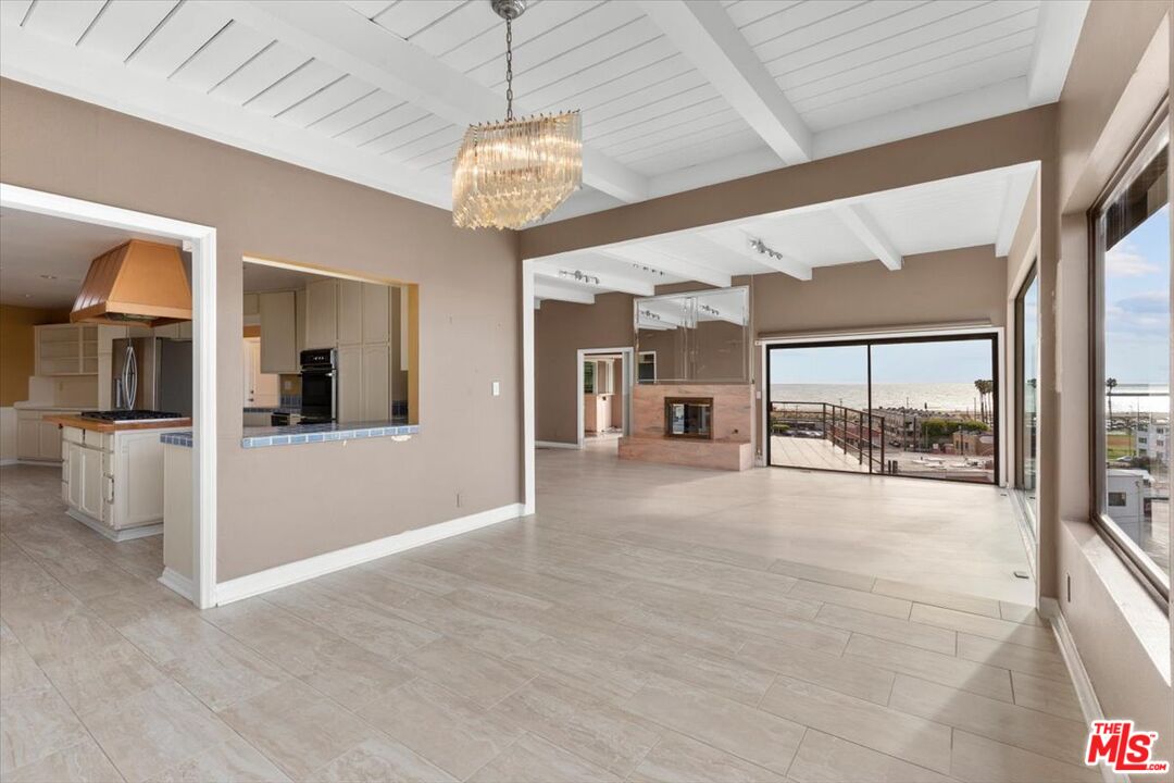 243 Montreal Street Playa del Rey, CA 90293 - Photo 18 of 47