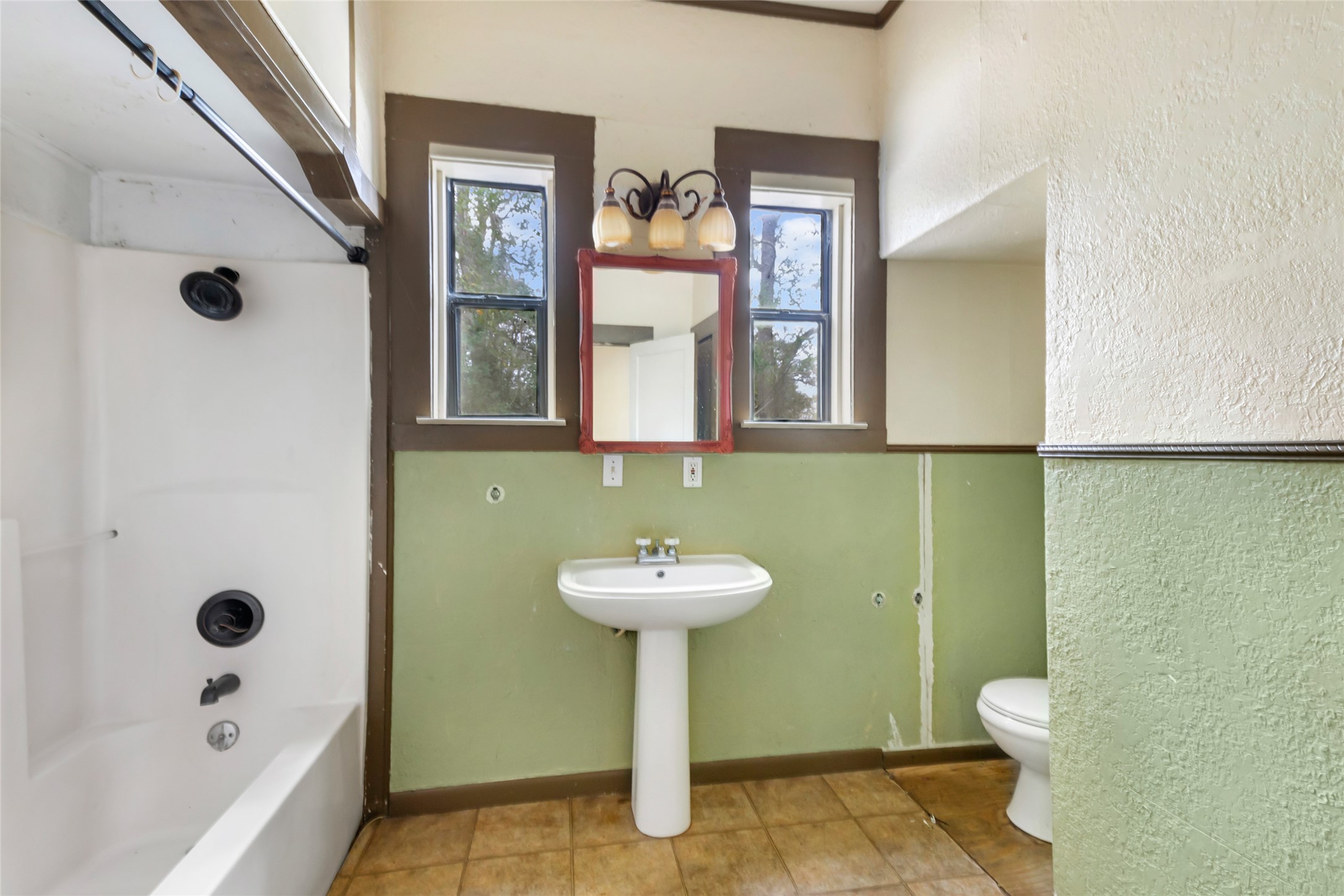 1231 Fm 3513 Road Lumberton, TX 77657 - Photo 17 of 24