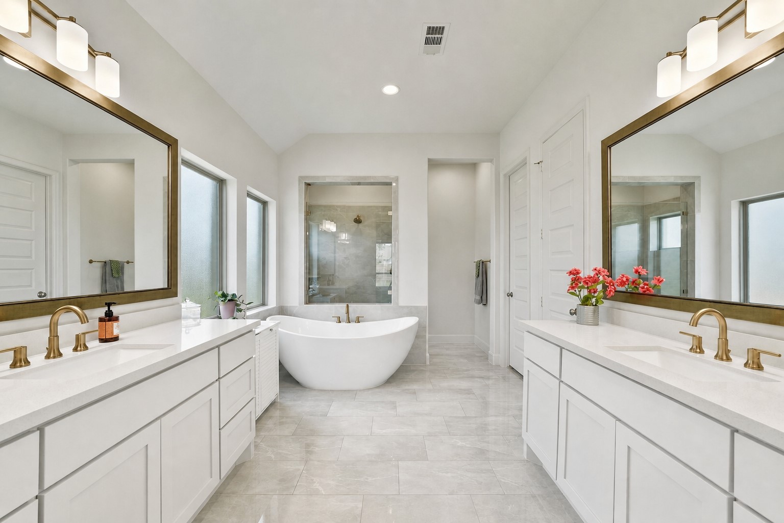 17801 Parnassum Path Conroe, TX 77302 - Photo 27 of 41 Primary Bath with Separate tub and oversized shower.