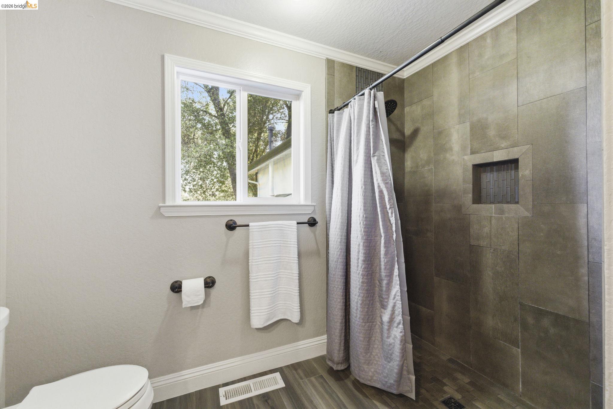 14580 Booker Road Sonora, CA 95370 - Photo 23 of 60