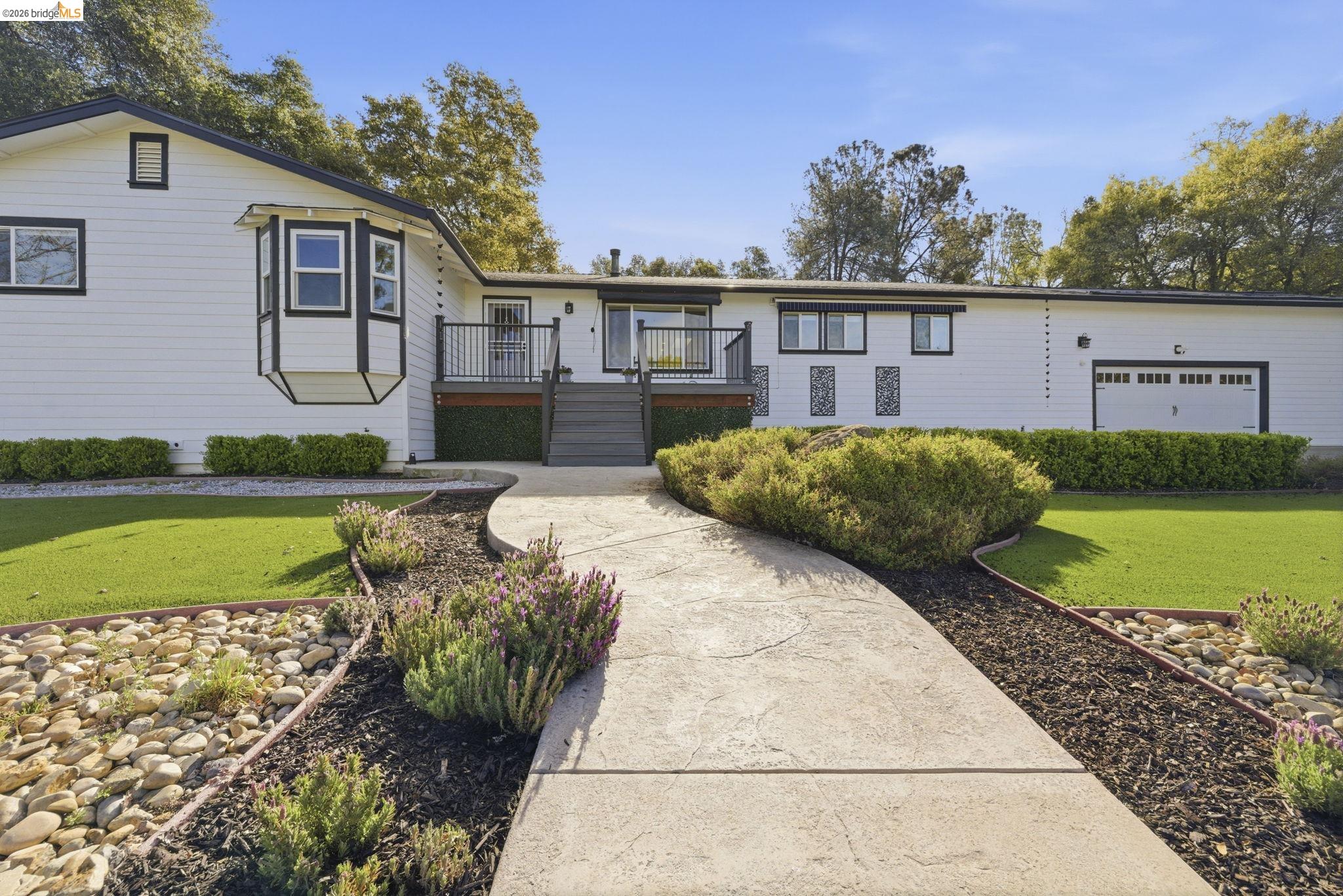 14580 Booker Road Sonora, CA 95370 - Photo 4 of 60