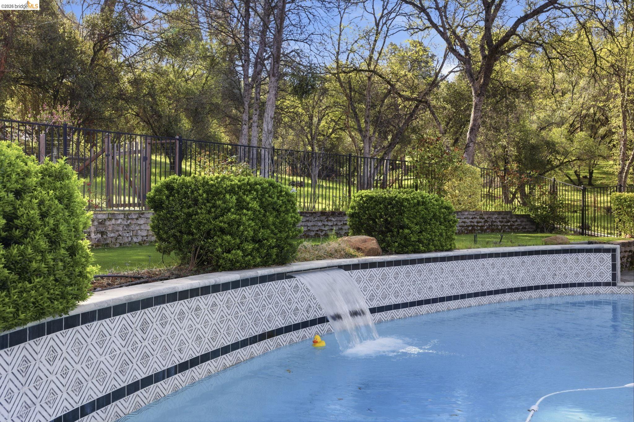 14580 Booker Road Sonora, CA 95370 - Photo 43 of 60