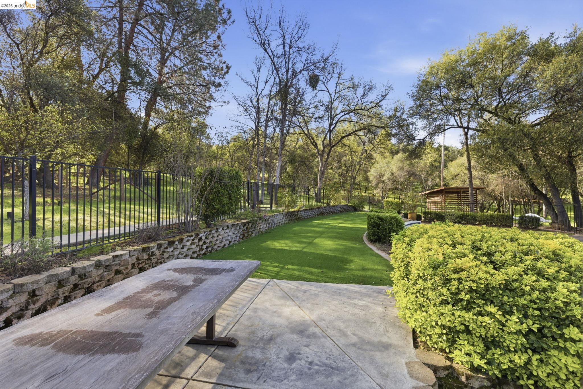 14580 Booker Road Sonora, CA 95370 - Photo 49 of 60