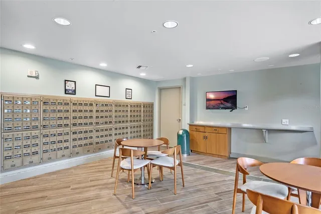 $899,000 | 322 East Central Boulevard, Unit 901, Orlando, FL 32801