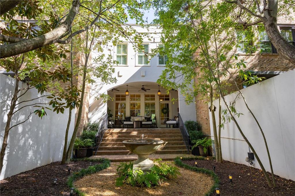 125 Hubbard Road Woodstock, GA 30188 - Photo 4 of 50