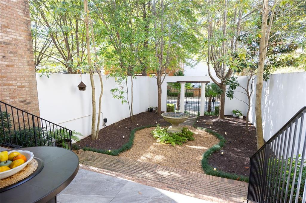 125 Hubbard Road Woodstock, GA 30188 - Photo 43 of 50