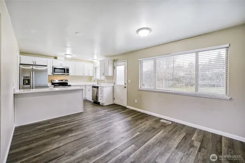 $699,950 | 8047 South 117th Street, Seattle, WA 98178