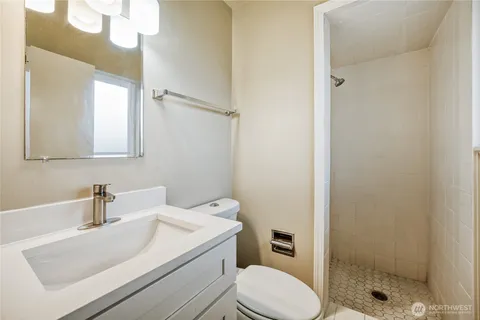 $699,950 | 8047 South 117th Street, Seattle, WA 98178