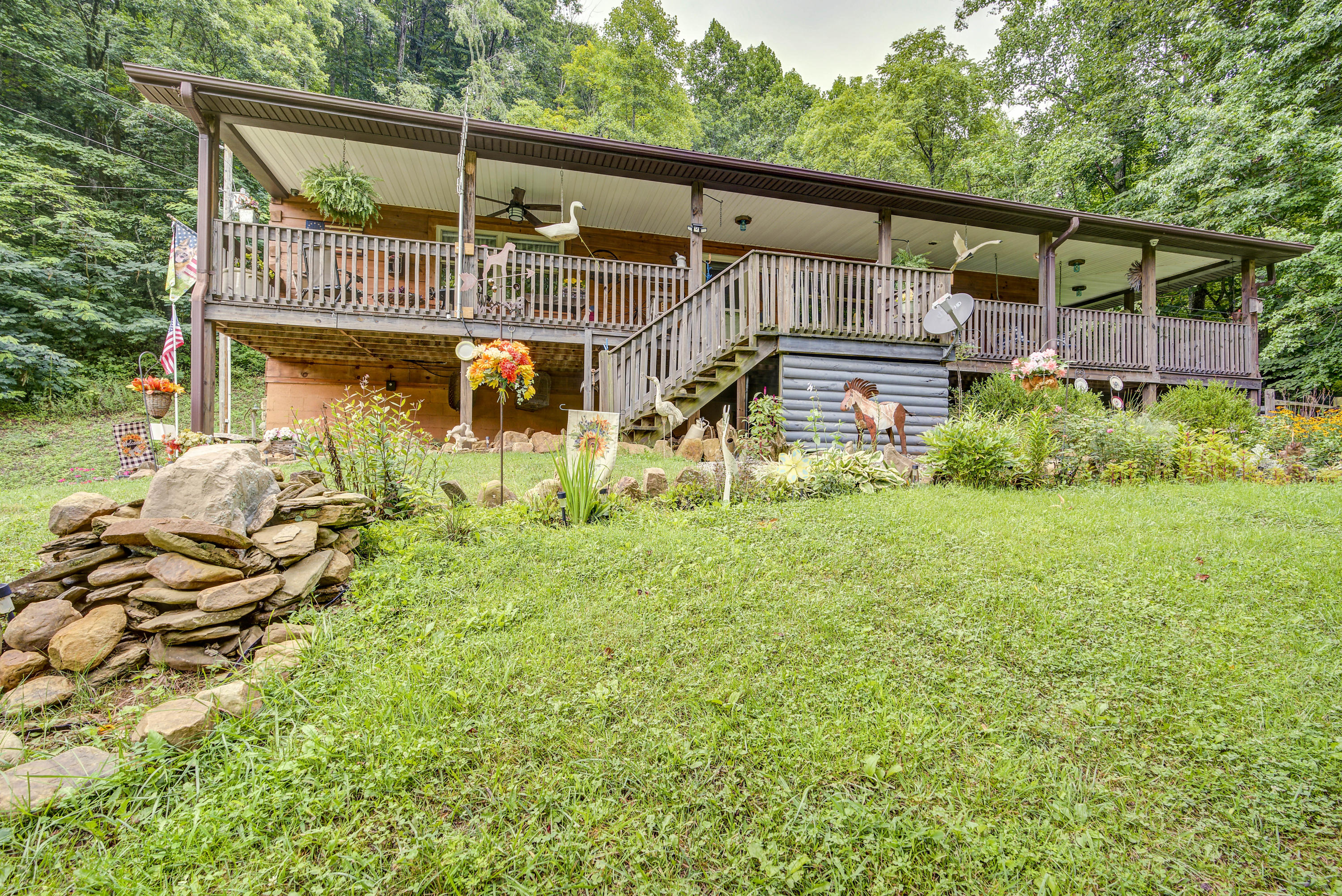 1155 Bear Hollow Road Greeneville, TN 37745 - Photo 3 of 38 AB0A2F08-4FAD-424F-82B2-D2E8B44C3B3E
