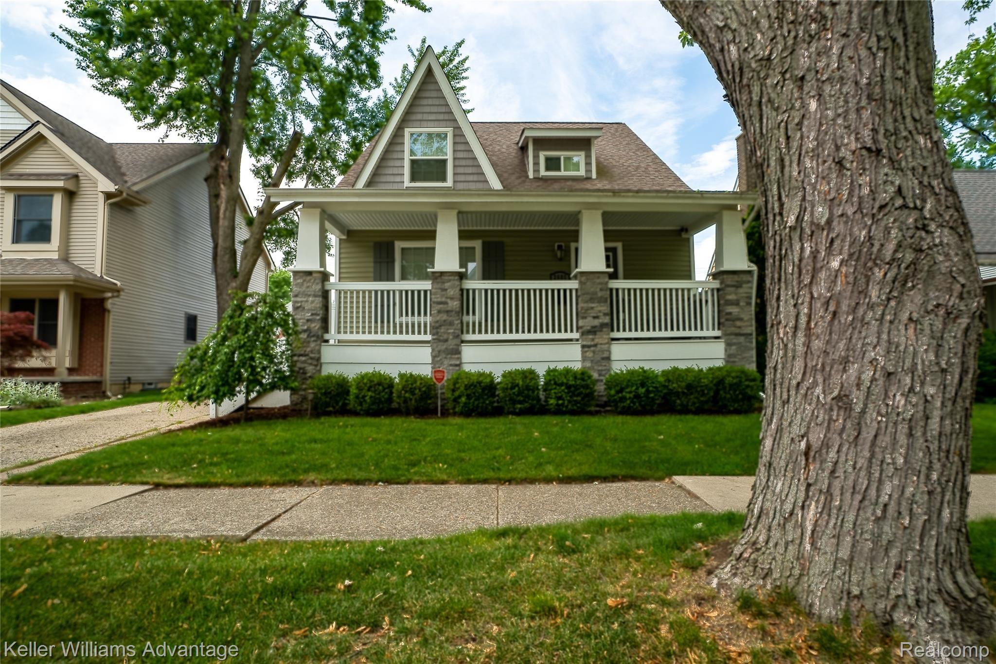 2685 Wakefield Road Berkley, MI 48072 - Photo 40 of 42 WakefieldRd_2685_Front 7.jpg