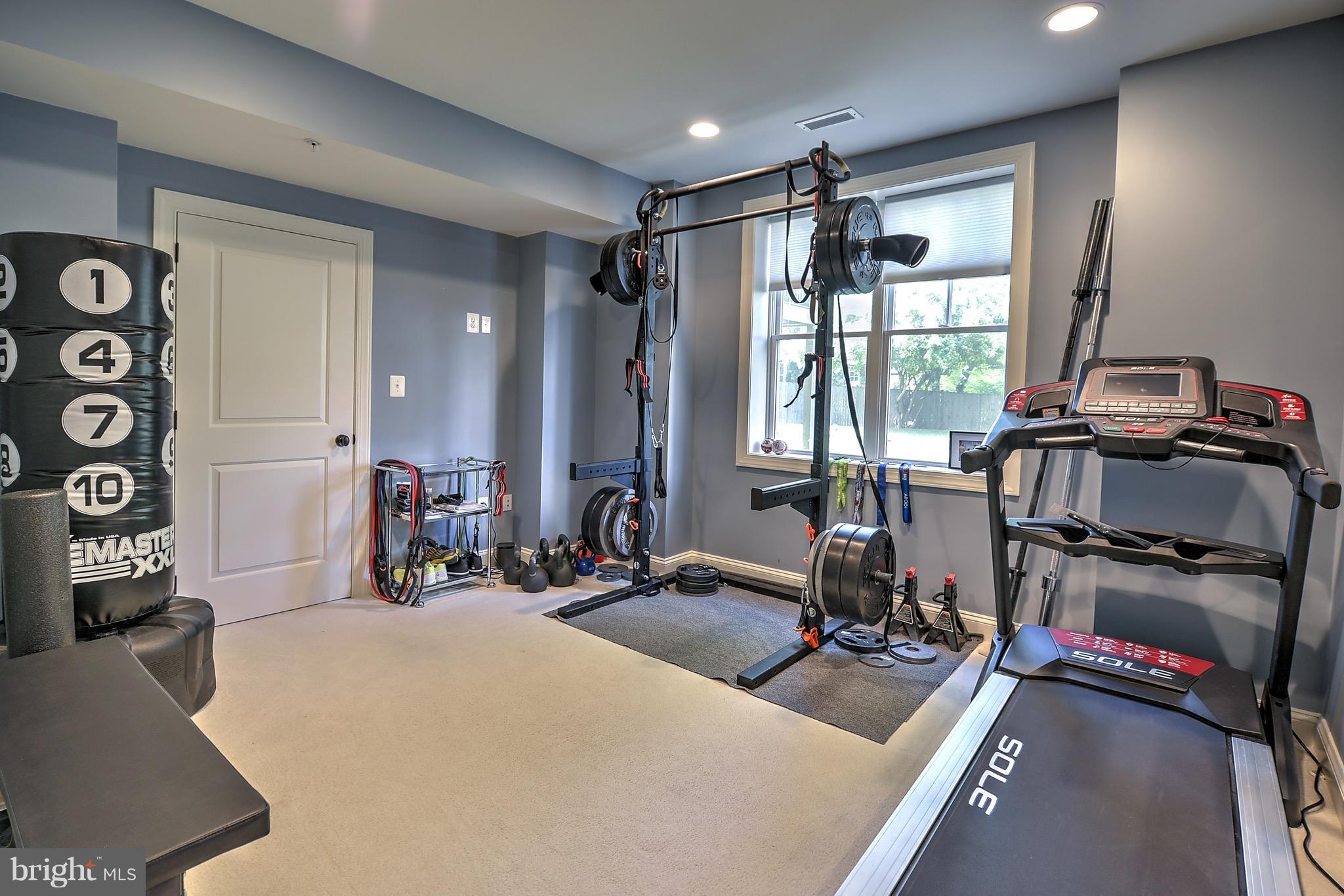 5813 Ipswich Road Bethesda, MD 20814 - Photo 27 of 30 Interior (General)