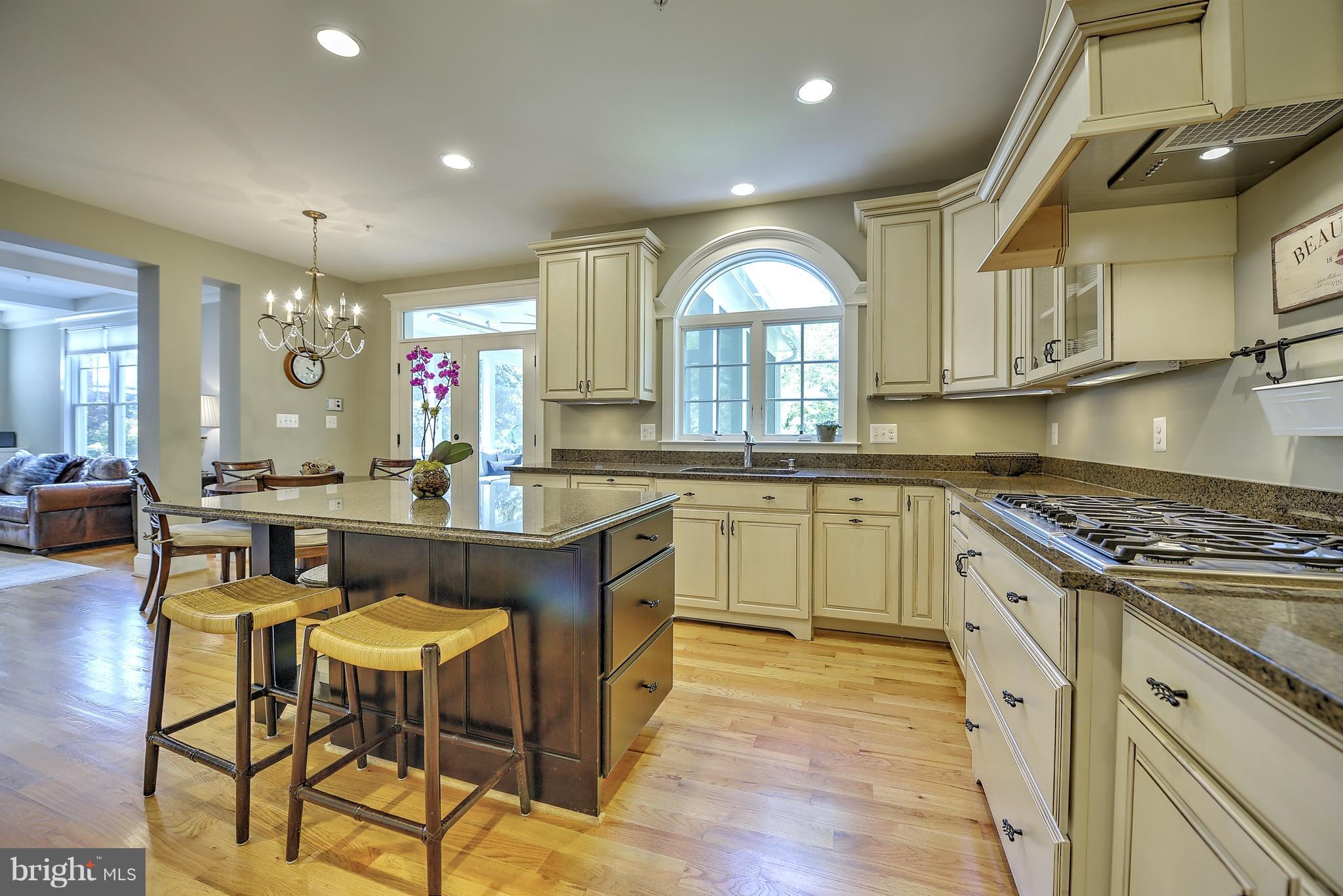 5813 Ipswich Road Bethesda, MD 20814 - Photo 8 of 30 Kitchen