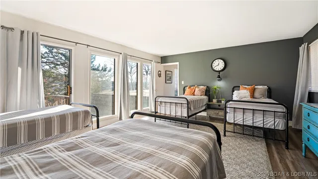 $659,000 | 355 Walkers Cay Drive, Osage Beach, MO 65065