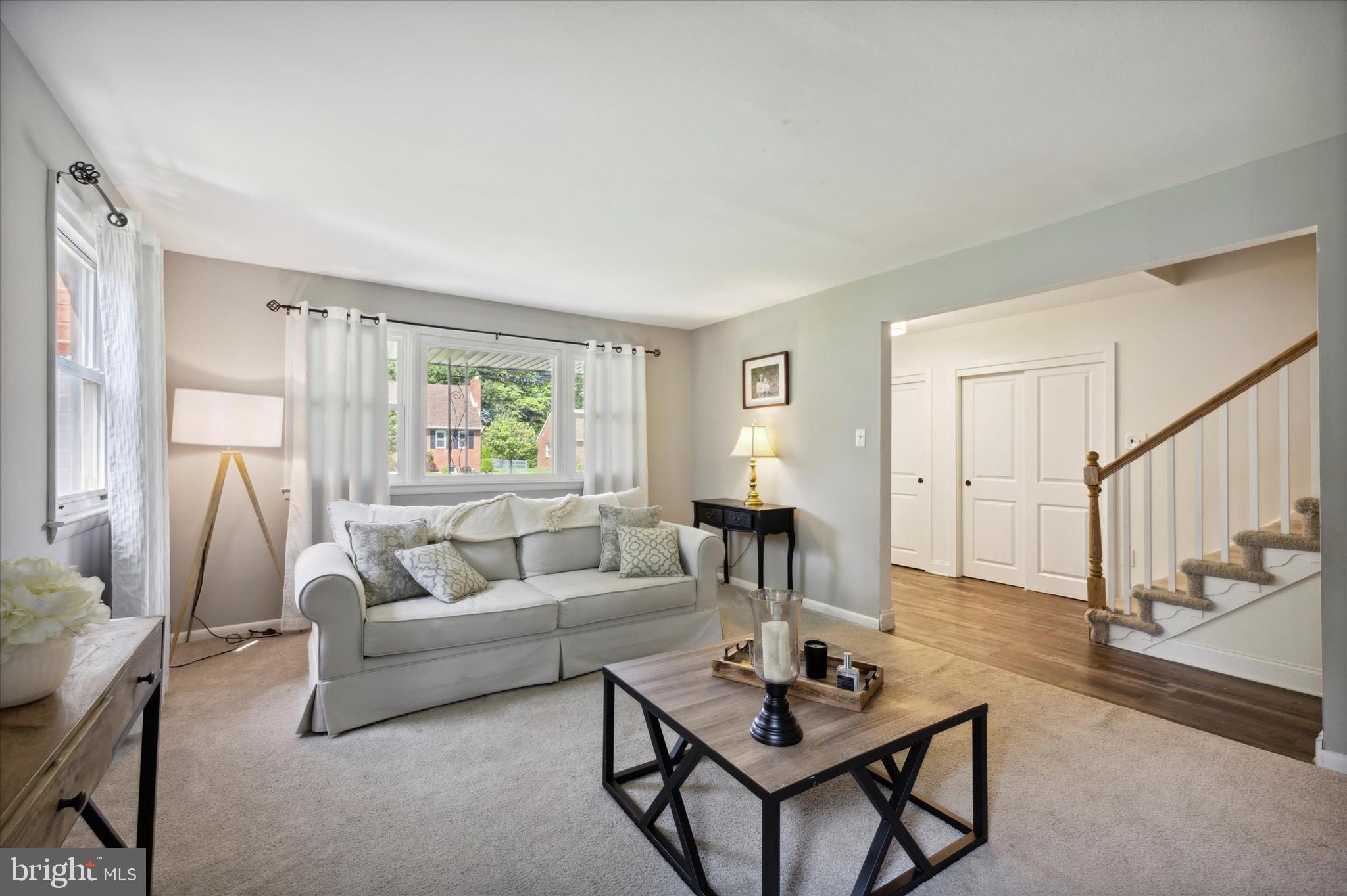 843 Homestead Avenue Springfield, PA 19064 - Photo 4 of 24 Living Room