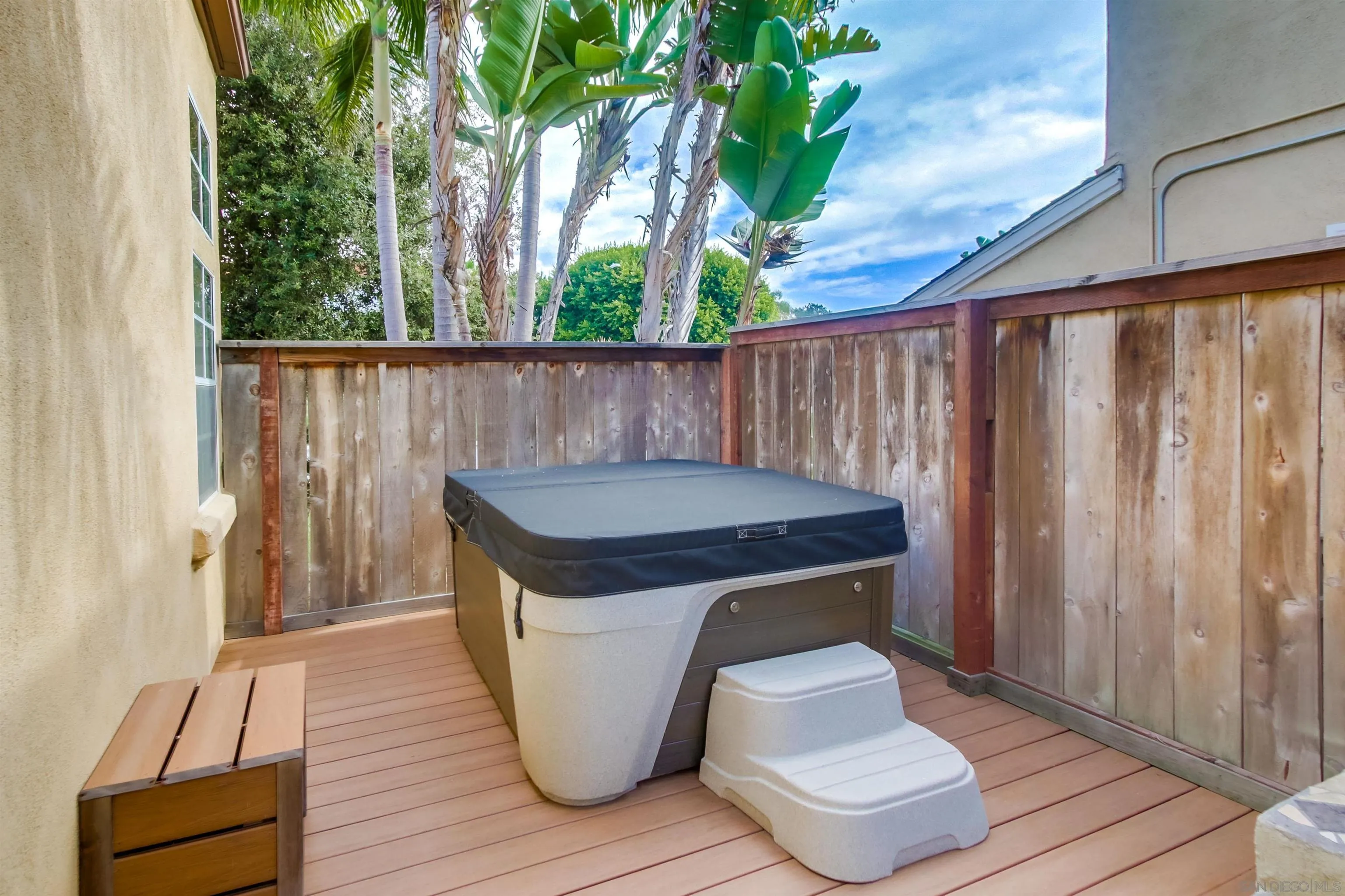 930 Gardena Road Encinitas, CA 92024 - Photo 25 of 27 a view of outdoor space with a sink