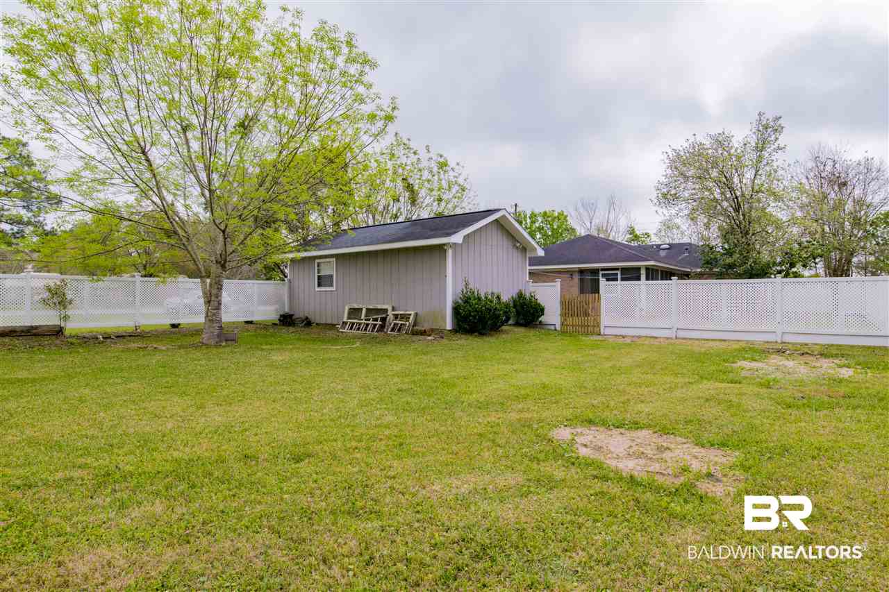 300 West Azalea Avenue Foley, AL 36535 - Photo 12 of 16